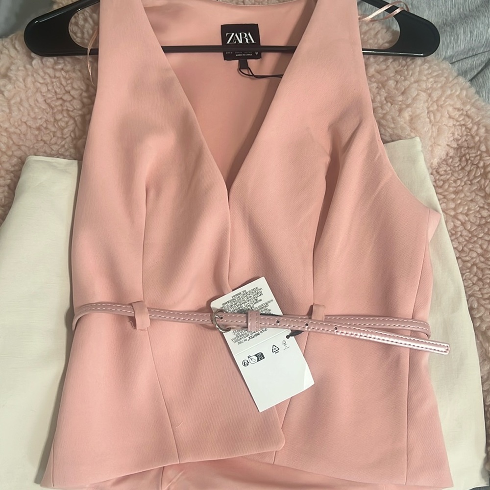 Zara pink top